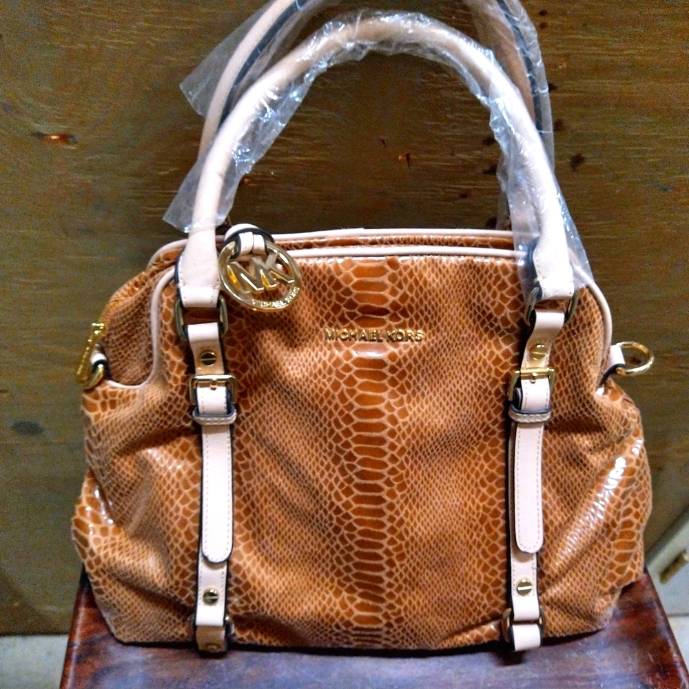 Michael Kors tote